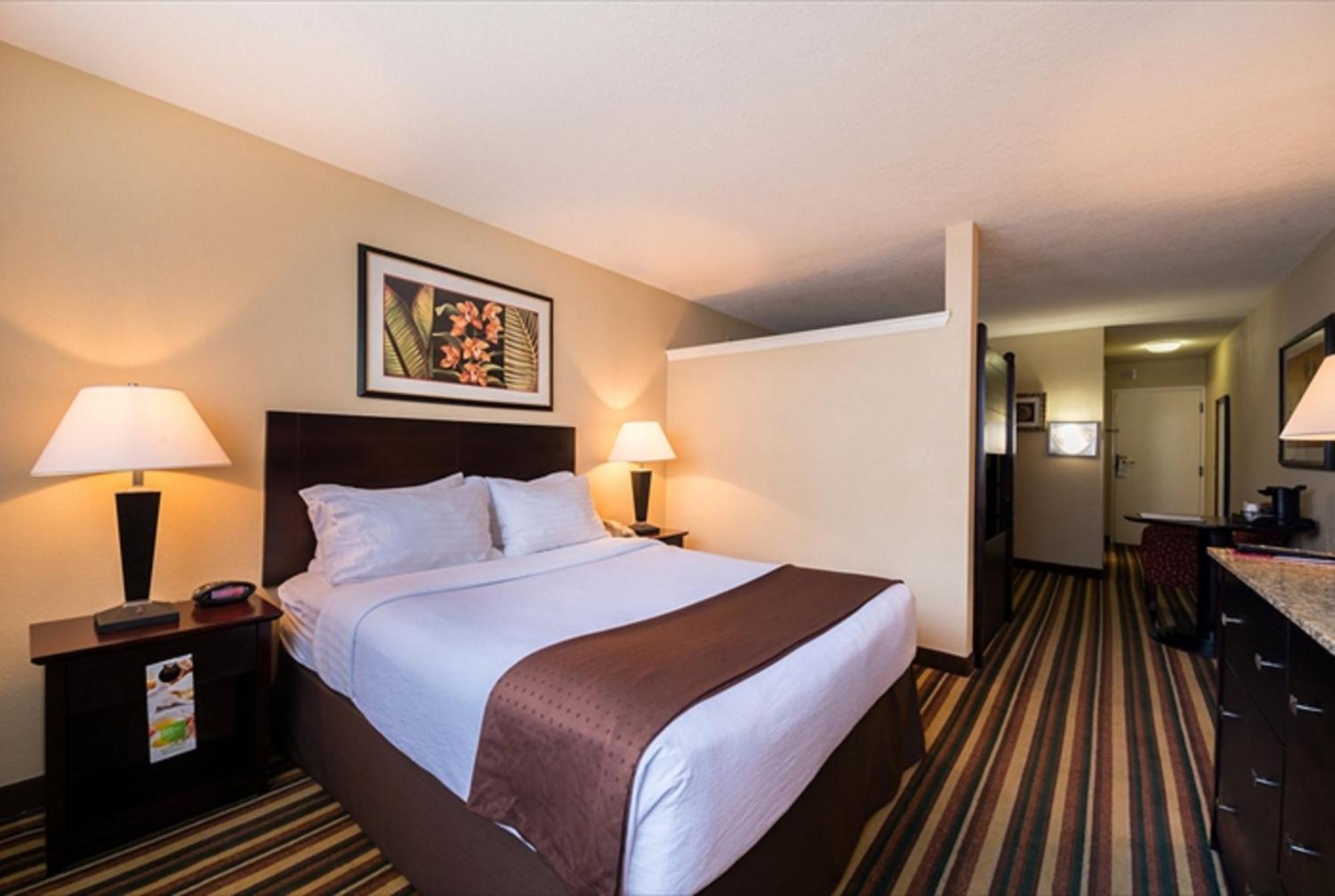 Holiday Inn & Suites Orlando Sw - Celebration Area By Ihg Киссимми Экстерьер фото